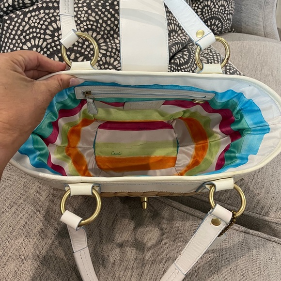 COACH Basket Weave Bag - Picture 7 of 9